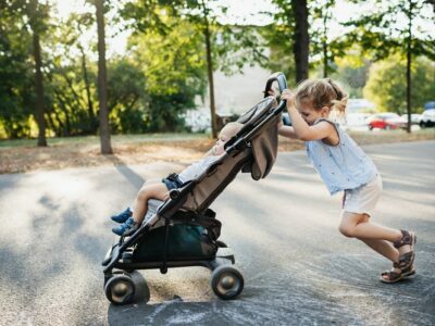 Few necessary baby items which you can buy used – Advice for a thrift mom